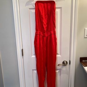 Aritzia Sunday Best/Talula Tabata Jumpsuit in RED (XS)